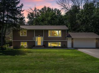 350 Quality Ave N, Lakeland, MN 55043