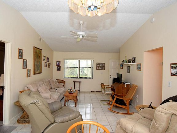 3rd image of 1411 SE Nancy Ln