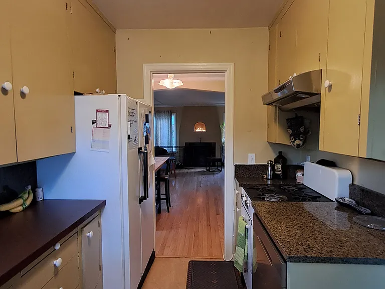 2817 SE 33rd Ave — Photo 4