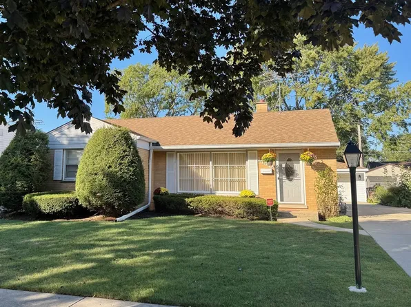1440 S 4th Ave, Des Plaines, IL 60018