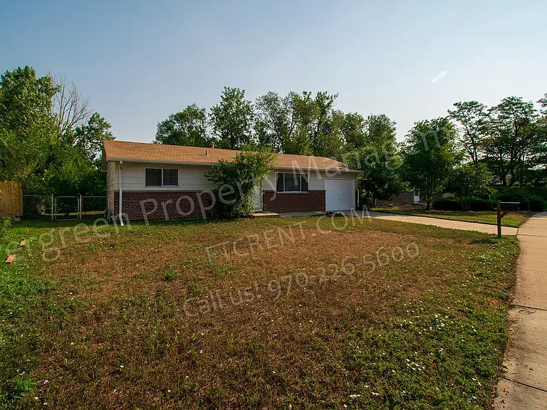 1912 W Plum St — Photo 20