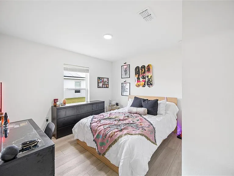 2892 Sanctuary Dr — Photo 14