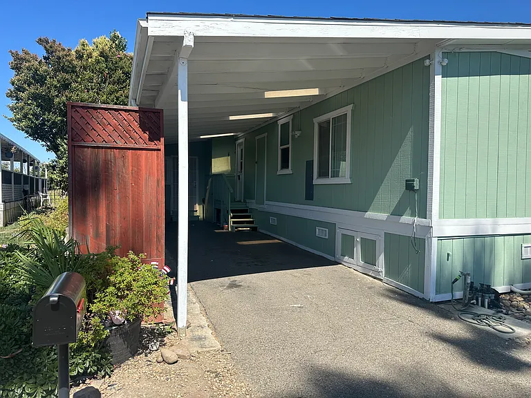 128 Oxbow Marina Dr — Photo 3