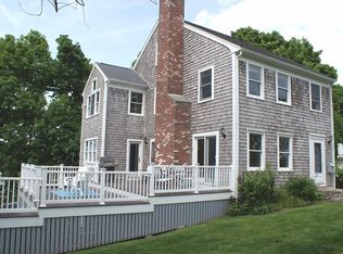 3 Prospect Ave, Hull, MA 02045