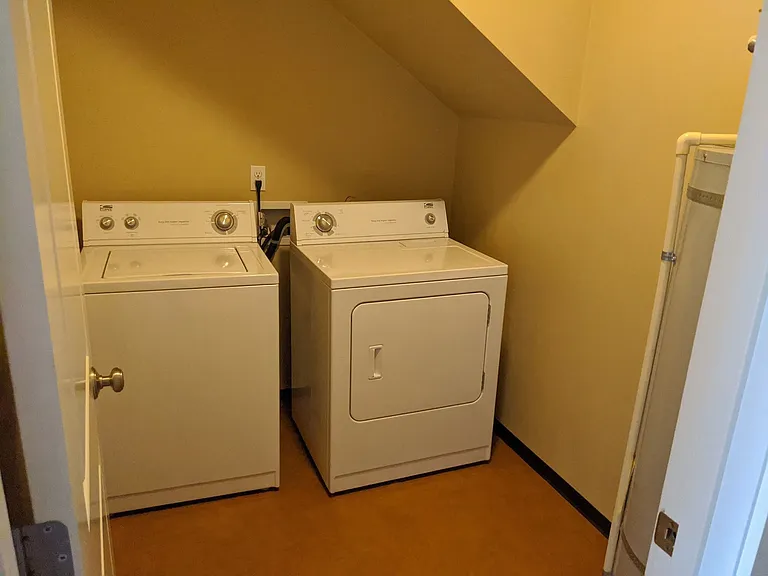 Unit #7 - Laundry Unit #7 - Laundry