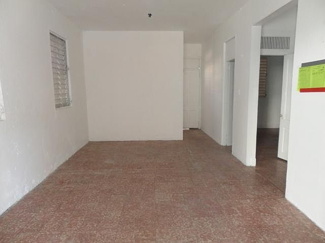 2nd image of 2064 Ave. D (tite Curet Alonzo)