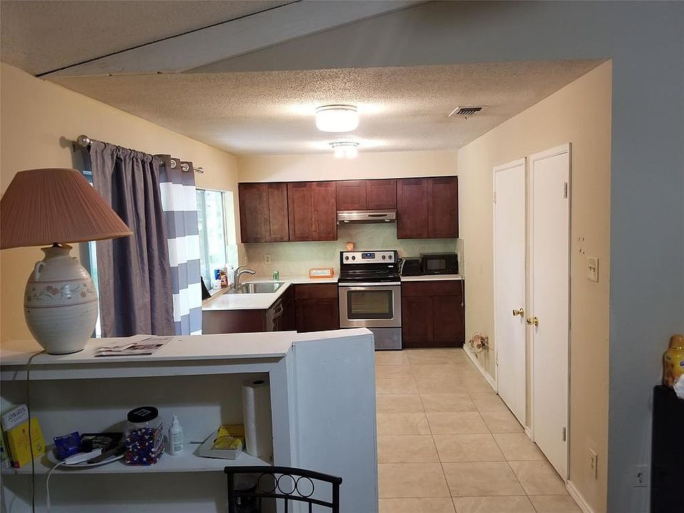 1st image of 1613 Timberline Dr