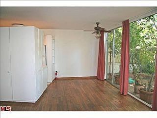 5th image of 953 S Westgate Ave