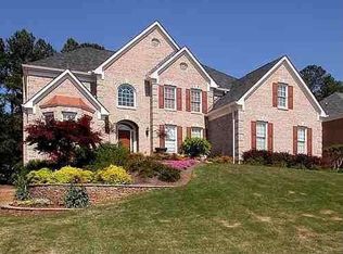 1141 Hiddenbrook Ln, Suwanee, GA 30024