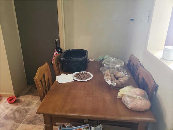 2nd image of 5532 Bramlage Ct