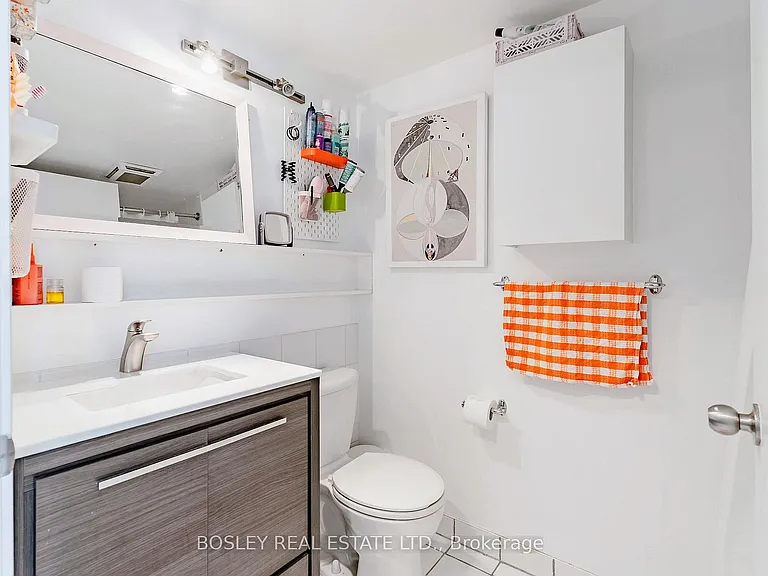 255 Richmond St E #821 — Photo 35