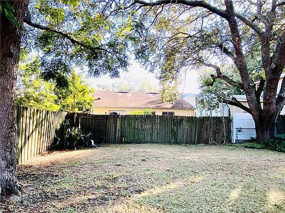 3rd image of 7125/7127 Harbor Heights Cir