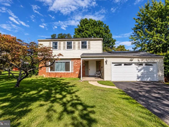 10 Bull Run Rd, Laurel Springs, NJ 08021