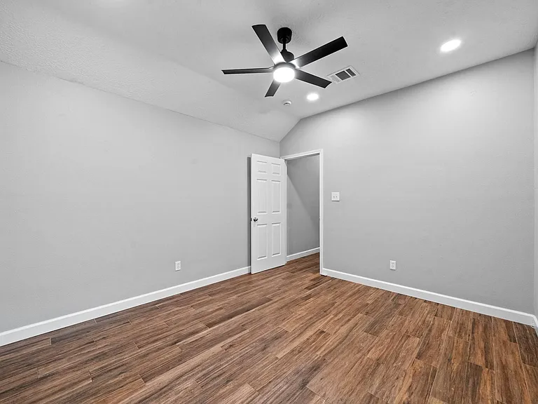 3514 Ironloft Ct — Photo 40
