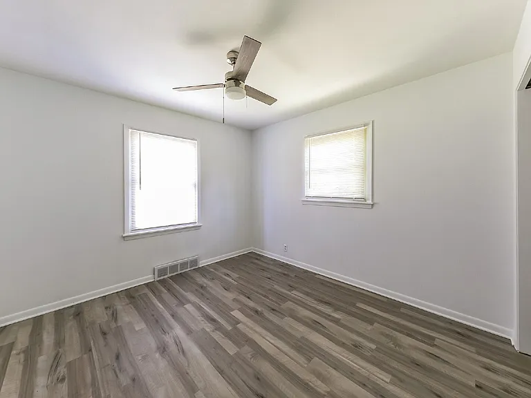 2964 Werkridge Dr — Photo 16
