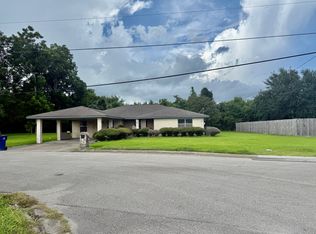 502 Vionett Ln, Texas City, TX 77591