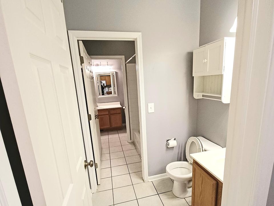 2nd image of 2929 Cedar Glade Dr
