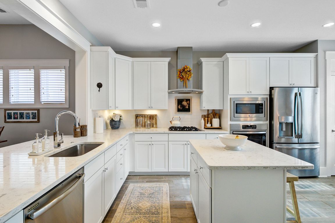 next background image