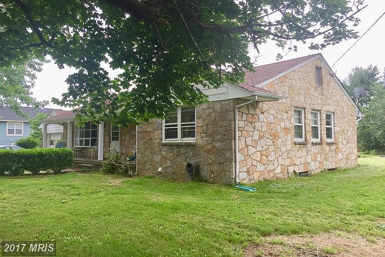 2nd image of 10225 Courthouse Rd