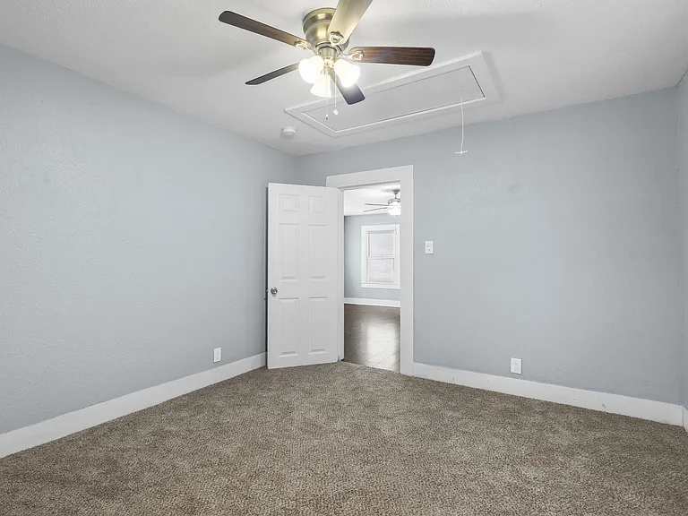 207 W Heard St — Photo 19