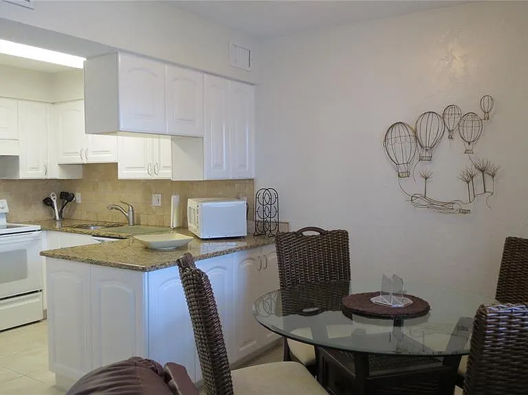 7193 W Country Club Dr N #138 — Photo 8