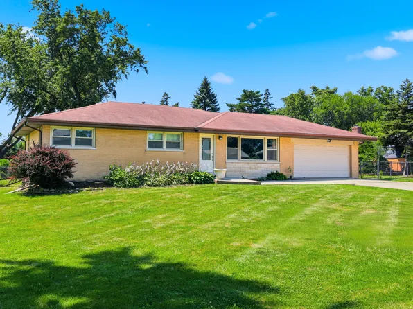 619 Oneida Dr, Schaumburg, IL 60193
