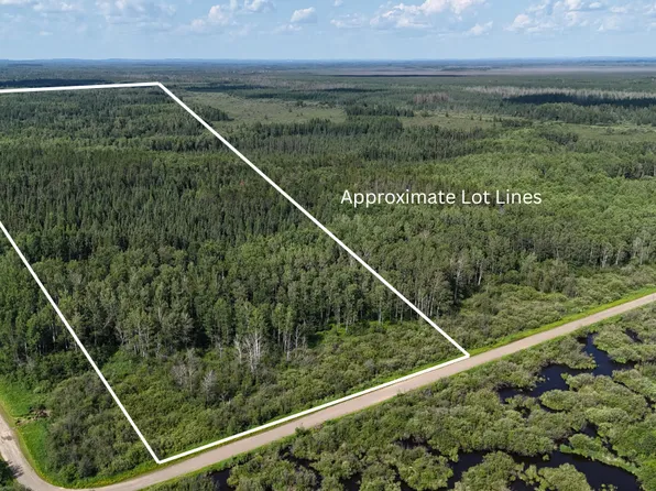 12 Butterfield Rd, Hibbing, MN 55746