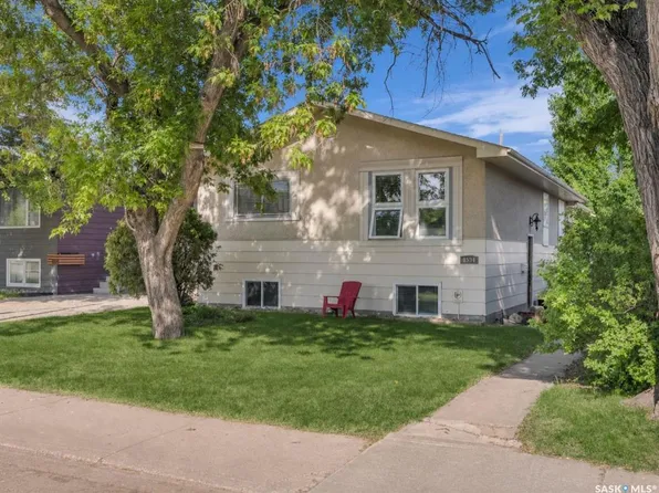 1534 9th AVENUE N, Saskatoon, SK S7K 2Z7