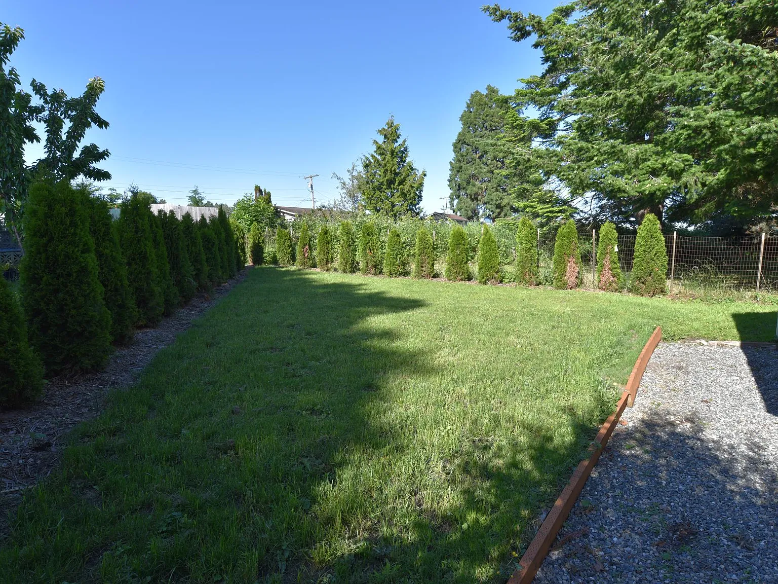 2 bed, 1125 sqft, $2,300 — Photo 4