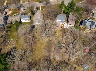 2370 Carter Ave, Saint Paul, MN 55108