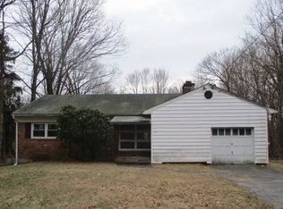 1561 Strawberry Rd, Mohegan Lake, NY 10547