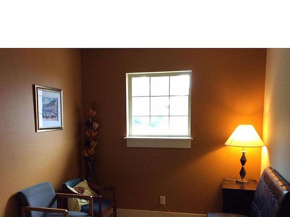 5th image of 1228 S 47th Pl