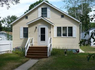 309 S 4th St, Bridger, MT 59014