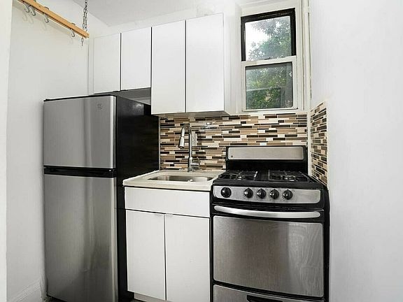 5th image of 401 W 148th St #3D