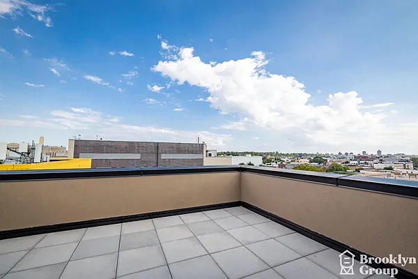 Rented by Brooklyn Group | media 7