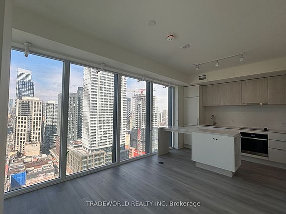 4th image of 89 Church St #2603