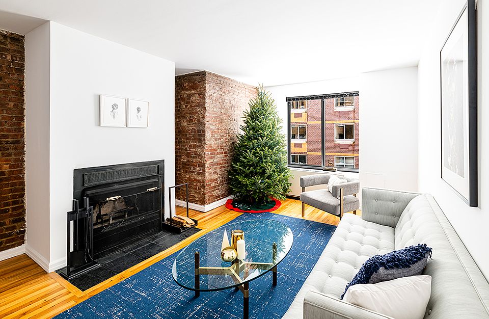 1st image of 95 Horatio St APT 624