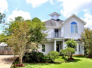 7523 Turnberry Dr, Diamondhead, MS 39525