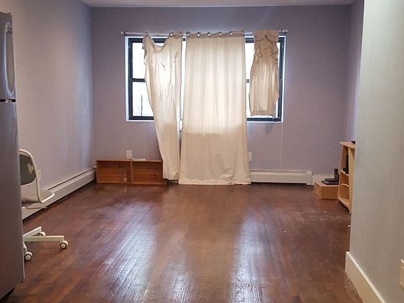 3rd image of 1997 Eastern Pkwy #1
