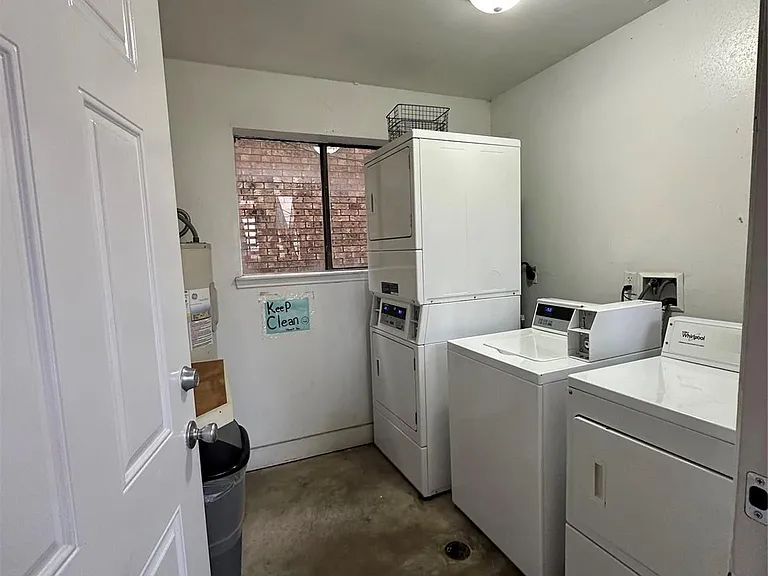 1410 Blalock Rd #10 — Photo 9
