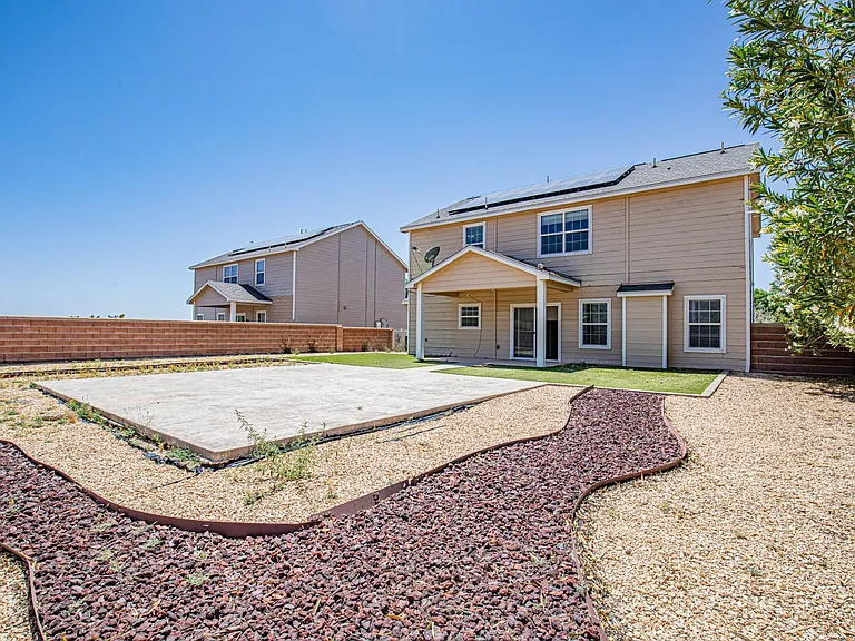 1501 Galway Dr — Photo 13