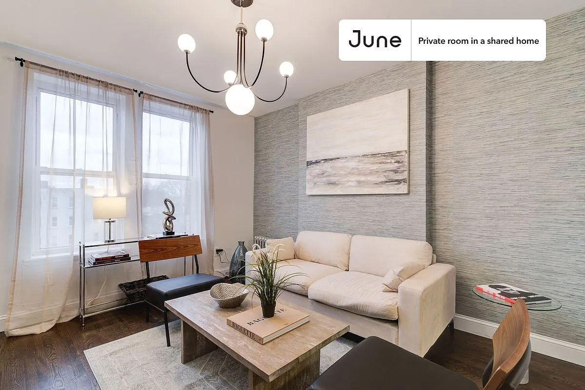 Twin bedroom in 4 bed/1 bath home in Prospect Heights #170 D — Photo 4