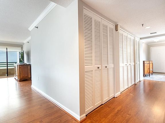 5th image of 7501 River Rd APT 2A