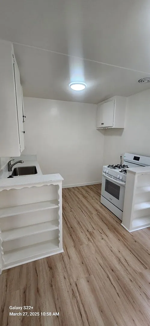Alexandria 442 — Photo 2
