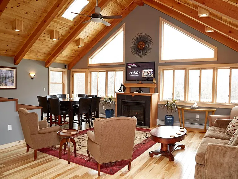 Just look at that the open floor plan in the great room