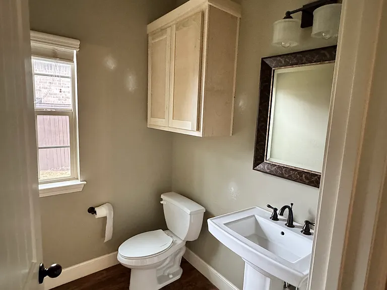 10603 Troy Ave — Photo 23