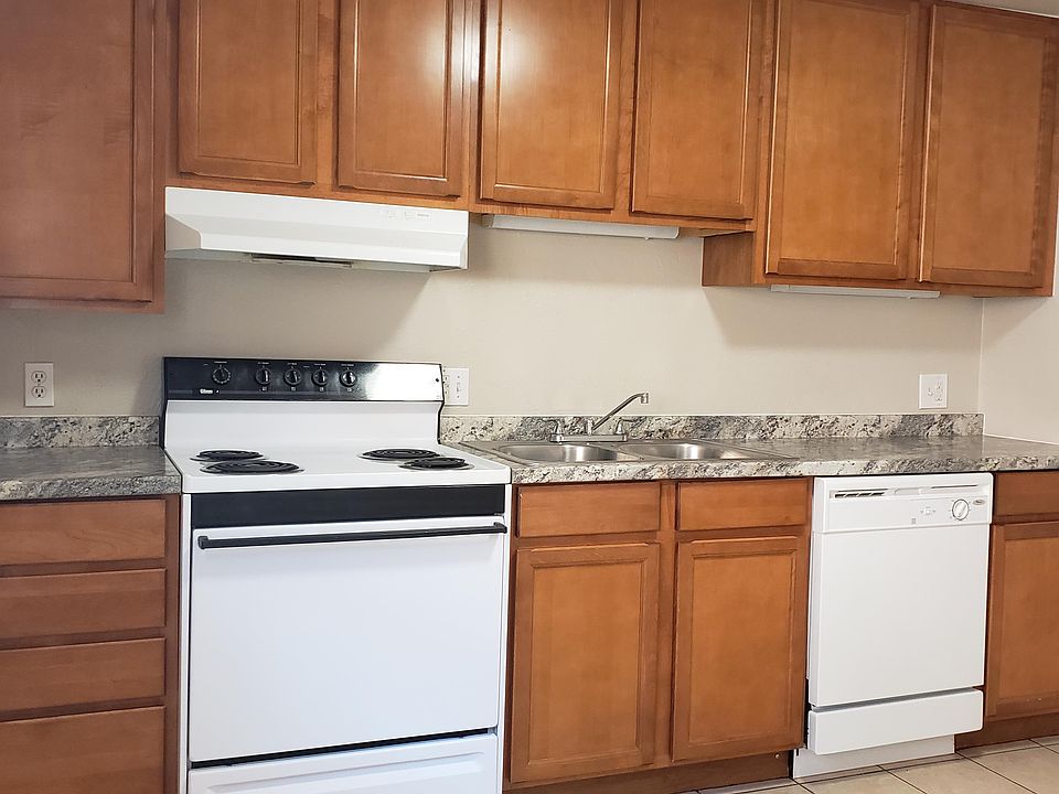 1st image of 7700 W 61st Ave #3