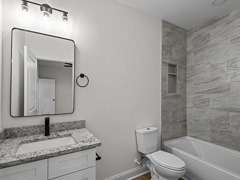 1318 House St — Photo 22