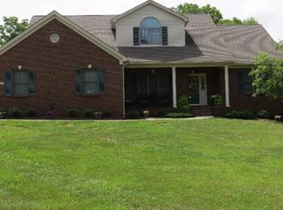 121 Evergreen Rd, Frankfort, KY 40601