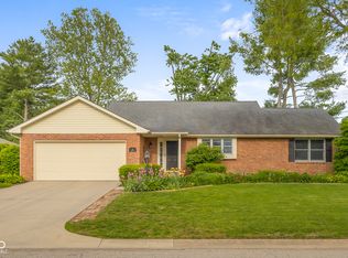 3119 Heather Ln, Columbus, IN 47203